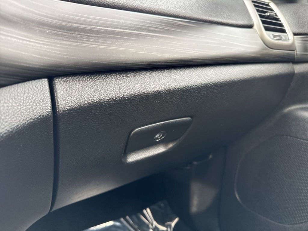 Used 2022 Jeep Grand Cherokee Laredo X image 32