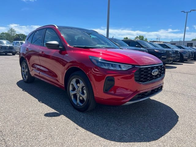 Certified 2024 Ford Escape ST-Line w/ Tech Pack #1 AWD/4WD image 2