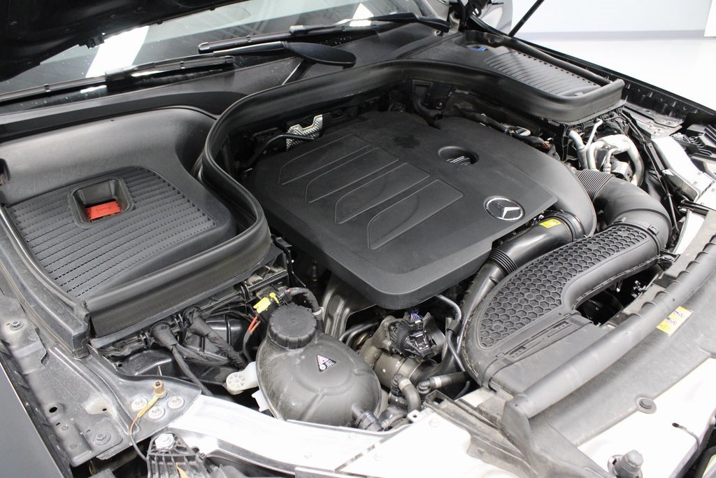 Used 2021 Mercedes-Benz GLC 300 image 13