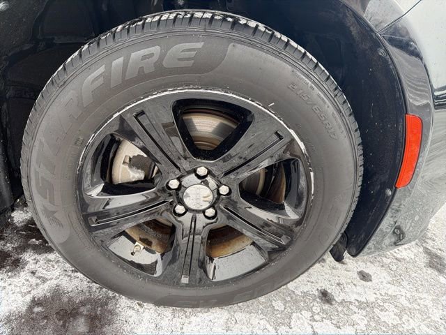 Used 2023 Dodge Charger SXT image 7