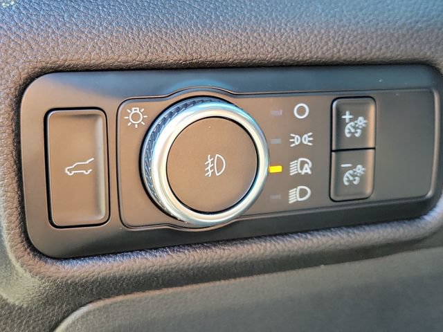 Certified 2023 Ford Explorer XLT w/ Equipment Group 202A AWD/4WD image 14