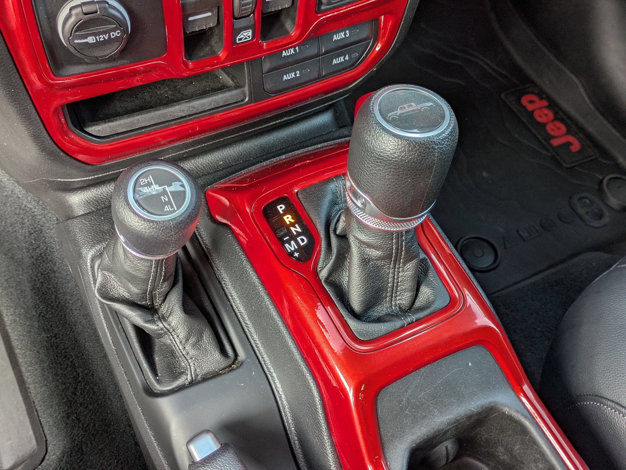 Used 2023 Jeep Gladiator Sport AWD/4WD image 26