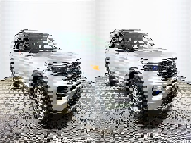 Certified 2020 Ford Explorer XLT w/ Equipment Group 202A