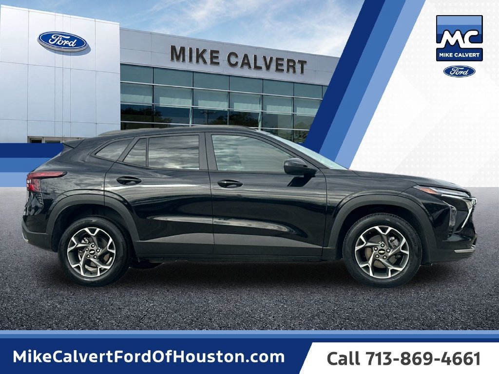Used 2025 Chevrolet Trax LT w/ LT Convenience Package FWD image 6
