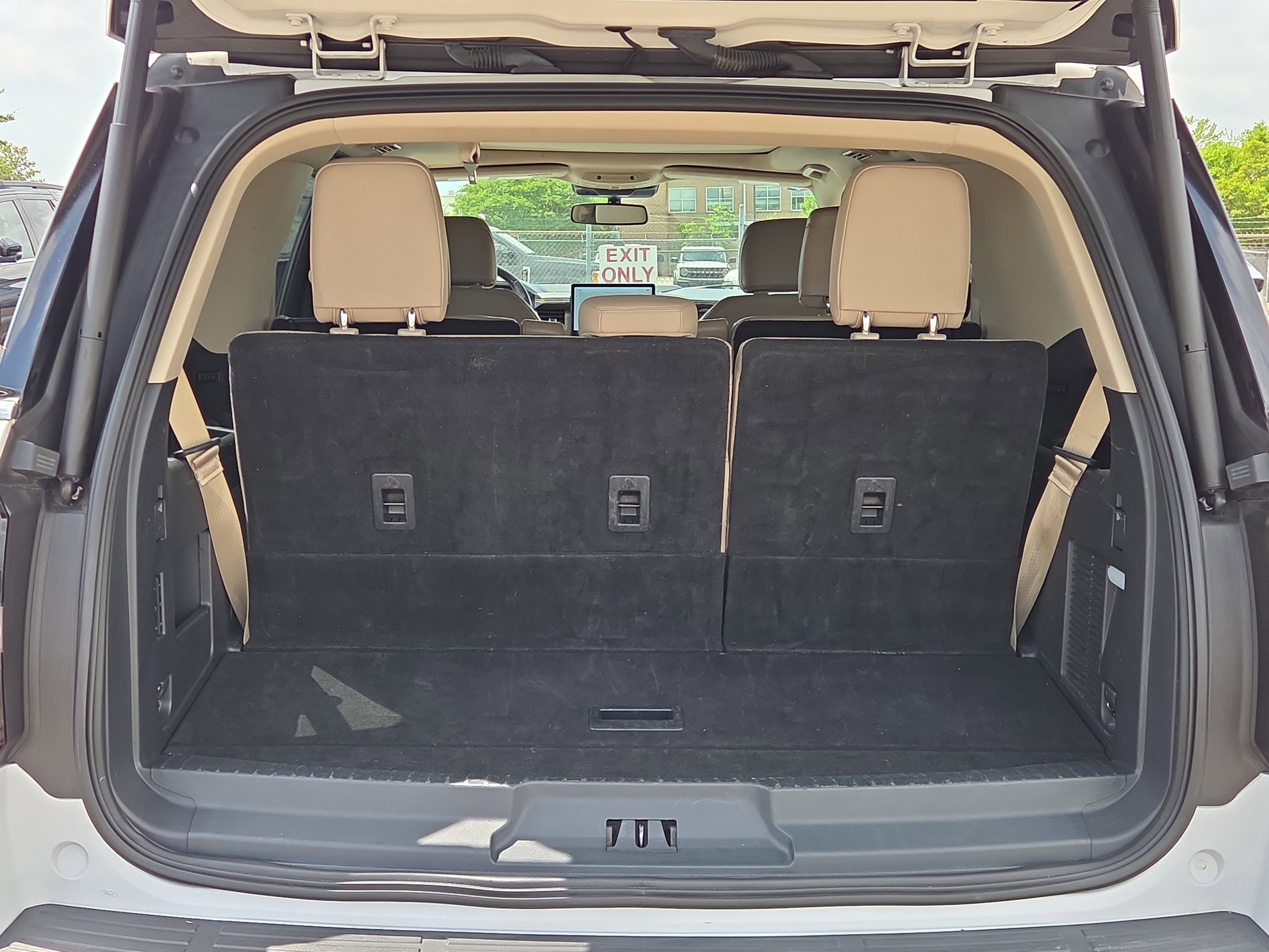 Certified 2024 Ford Expedition Limited RWD image 15