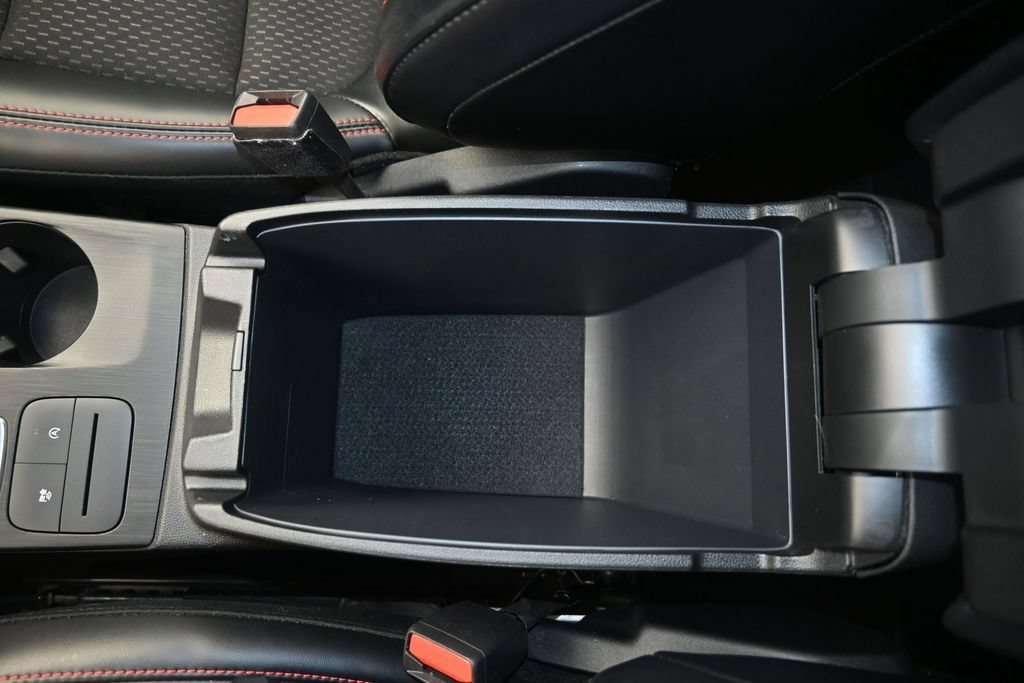 Certified 2025 Ford Escape ST-Line AWD/4WD image 19