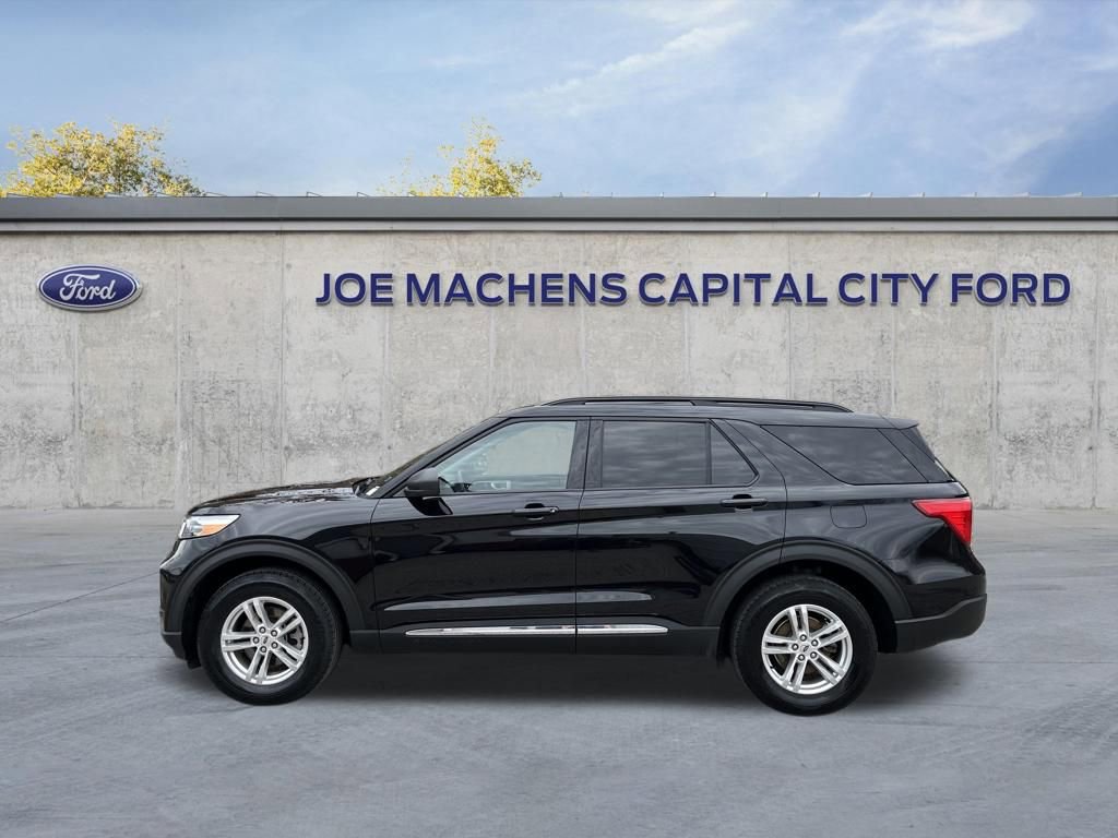 Certified 2023 Ford Explorer XLT w/ Equipment Group 202A AWD/4WD image 4