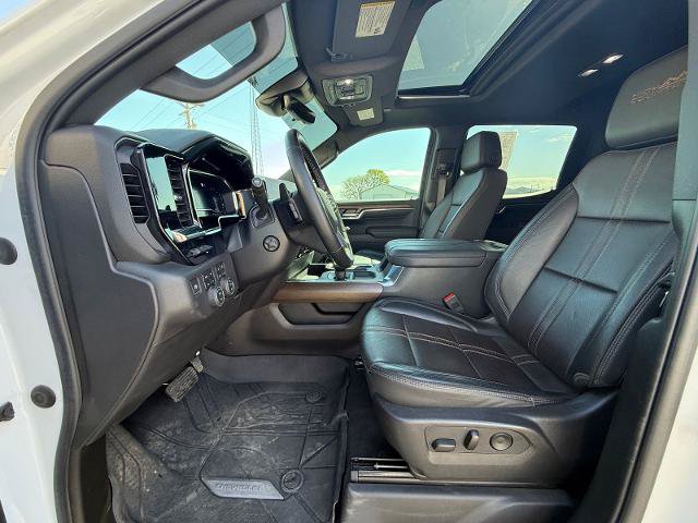 Used 2023 Chevrolet Silverado 1500 High Country w/ High Country Premium Package AWD/4WD image 8