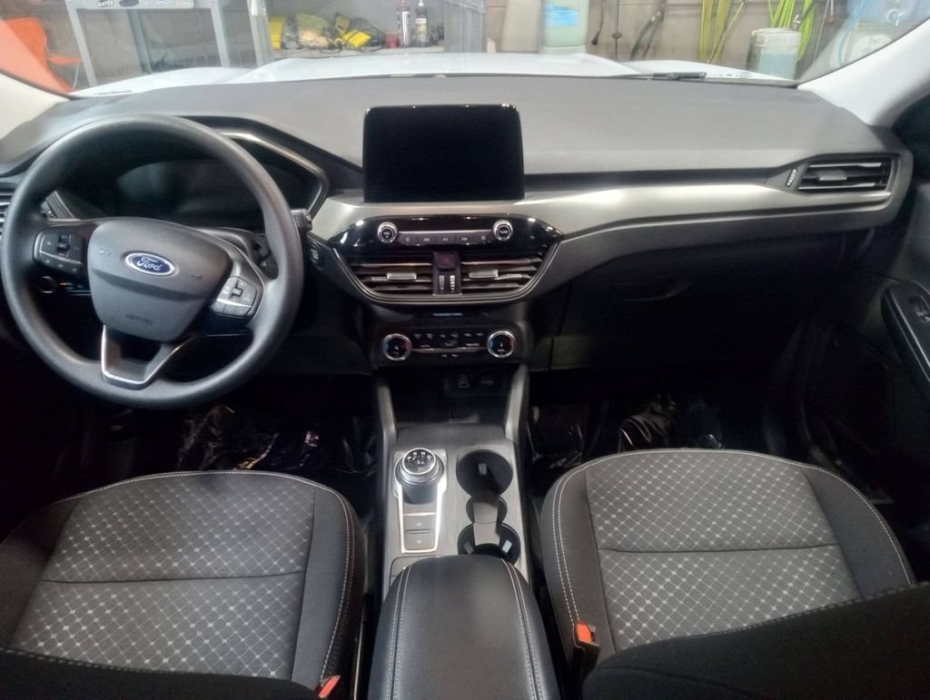 Certified 2025 Ford Escape Active AWD/4WD image 24