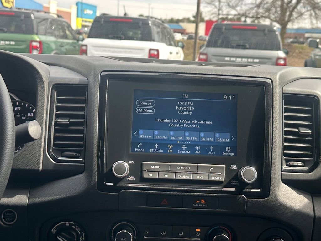 Used 2023 Nissan Frontier SV w/ Midnight Edition Package image 14