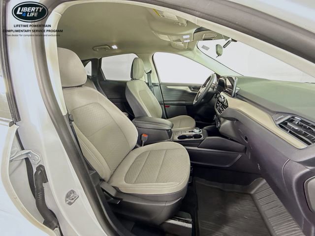 Certified 2022 Ford Escape SE w/ Cold Weather Package image 27