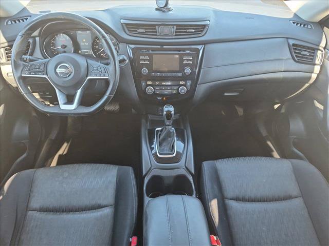Used 2017 Nissan Rogue SV FWD image 17