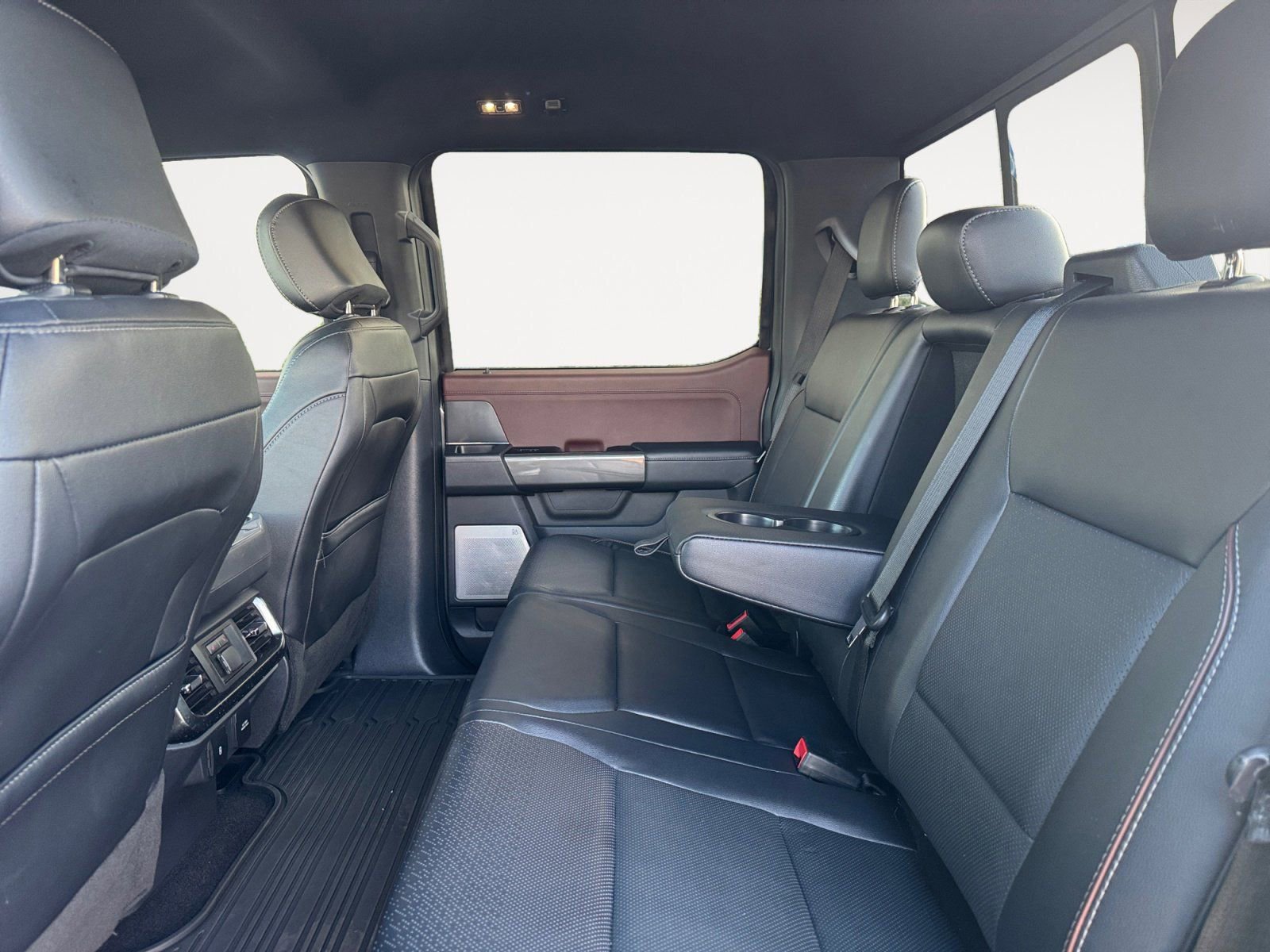 Certified 2022 Ford F150 Lariat w/ Equipment Group 502A High image 13