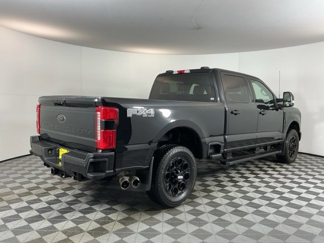Certified 2025 Ford F350 Lariat w/ Black Appearance Package image 2
