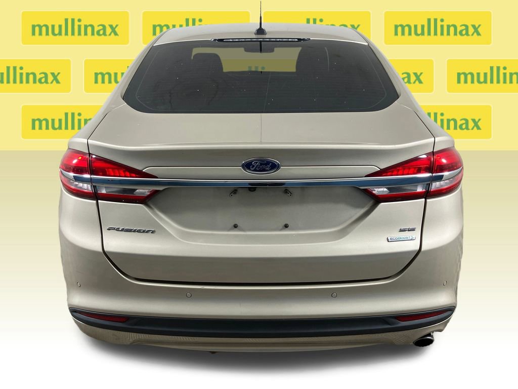 Certified 2017 Ford Fusion SE w/ Fusion SE Technology Package image 4