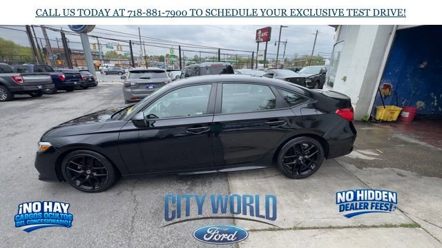 Used 2023 Honda Civic Sport image 2