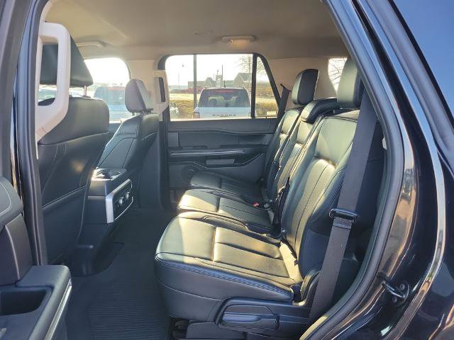 Certified 2024 Ford Expedition XLT image 9