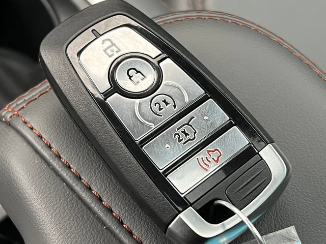Certified 2025 Ford Expedition Max Active AWD/4WD image 31