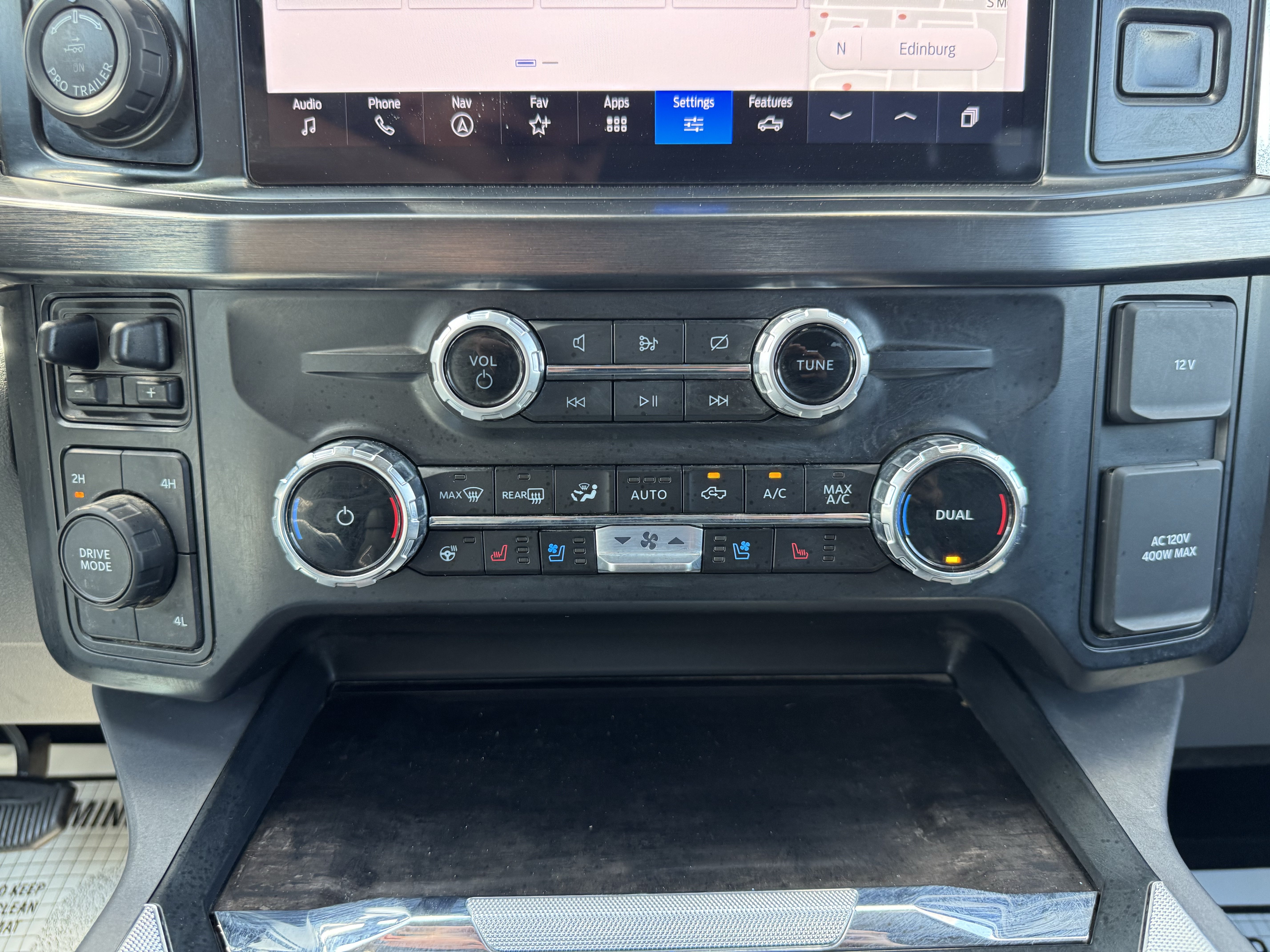 Certified 2024 Ford F350 Lariat w/ Lariat Ultimate Package AWD/4WD image 14
