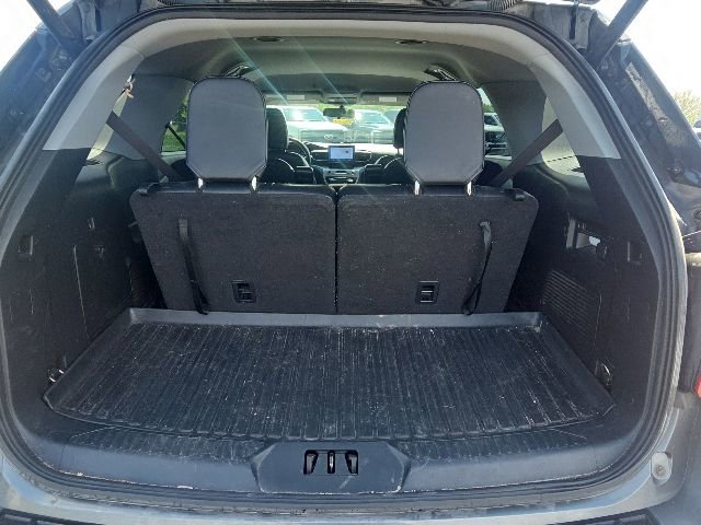 Certified 2022 Ford Explorer XLT w/ Equipment Group 202A RWD image 11
