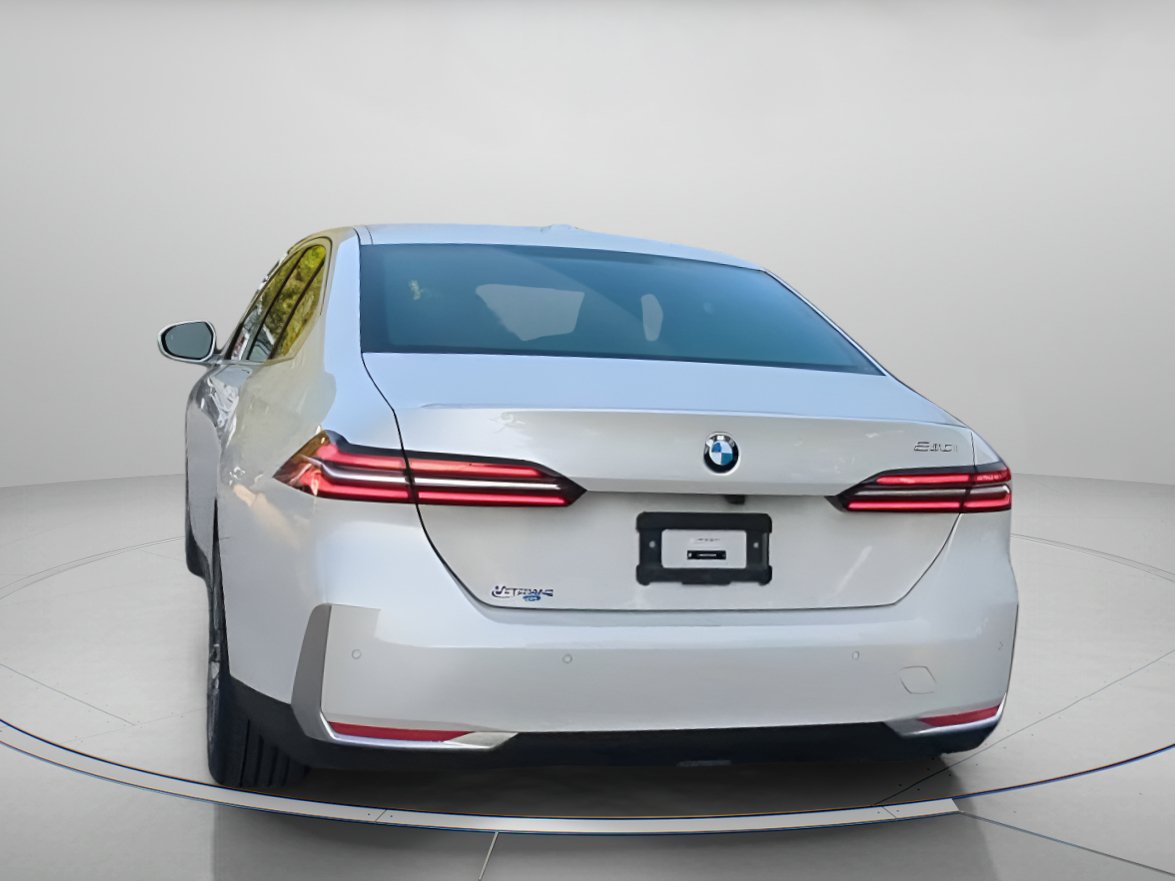 Used 2026 BMW 530i RWD image 23