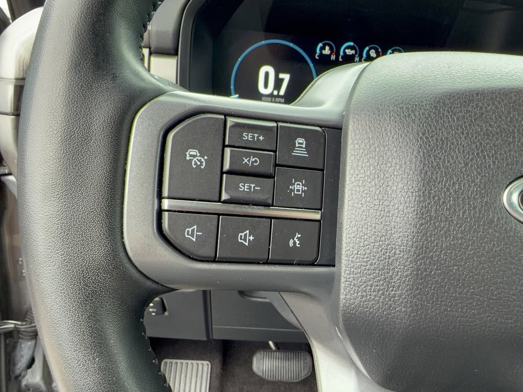 Certified 2022 Ford F150 Lariat w/ Equipment Group 502A High image 27