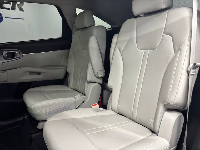 Used 2022 Kia Sorento SX FWD image 9