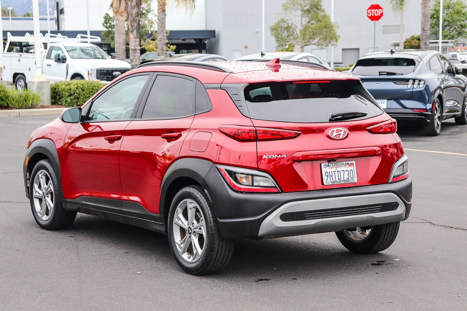 Used 2023 Hyundai Kona SEL w/ Convenience Package FWD image 6