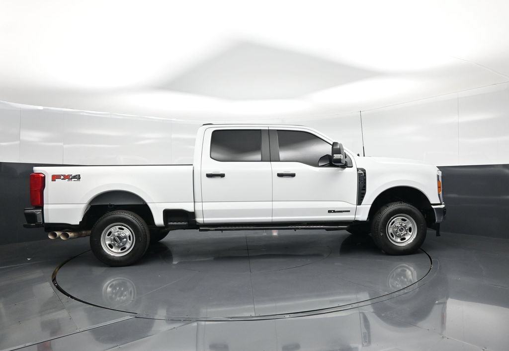 Certified 2023 Ford F250 XL w/ FX4 Off-Road Package AWD/4WD image 24