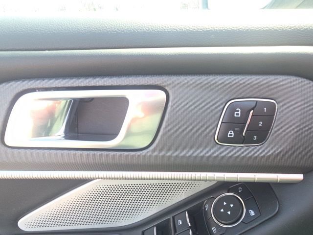 Certified 2025 Ford Explorer ST AWD/4WD image 23