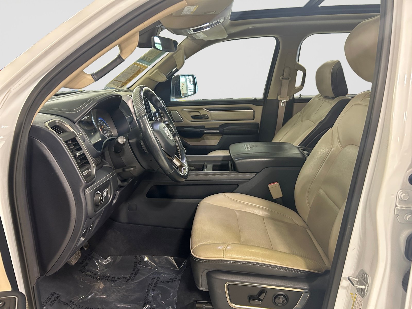 Used 2019 RAM 1500 Limited AWD/4WD image 10