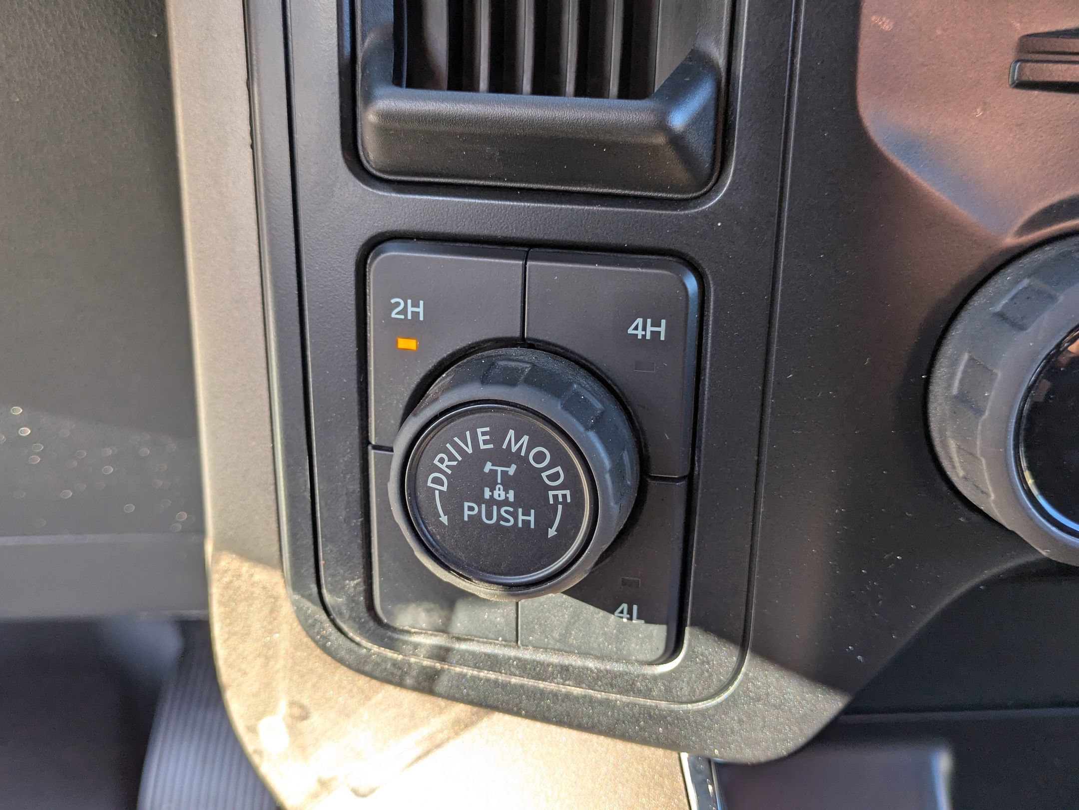 Certified 2024 Ford F150 STX w/ Equipment Group 201A FX4 AWD/4WD image 26