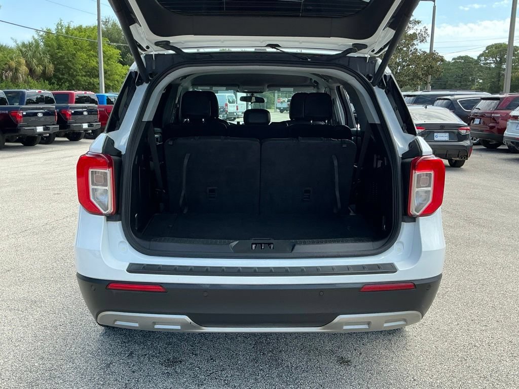Certified 2023 Ford Explorer XLT w/ Equipment Group 202A AWD/4WD image 24