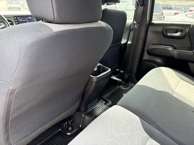 Used 2020 Toyota Tacoma TRD Sport AWD/4WD image 16