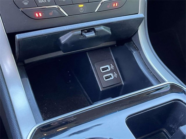 Certified 2019 Ford Edge SEL w/ Equipment Group 201A image 20