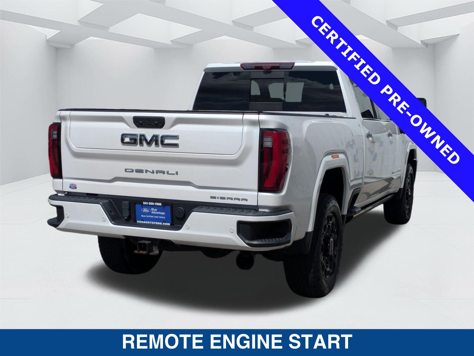 Used 2024 GMC Sierra 2500 Denali Ultimate AWD/4WD image 5