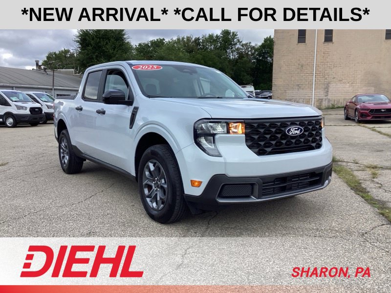 Certified 2025 Ford Maverick XLT w/ XLT Luxury Package AWD/4WD image 1