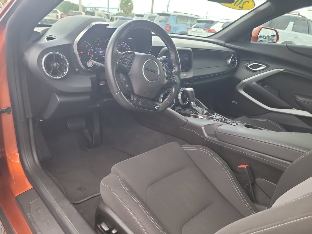 Used 2023 Chevrolet Camaro LT w/ Technology Package RWD image 10