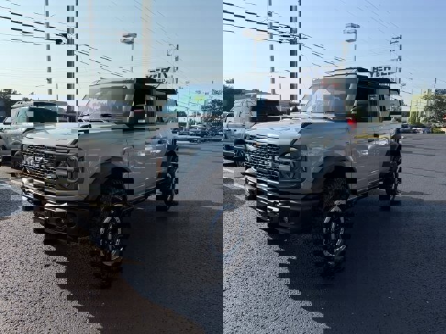 Certified 2022 Ford Bronco Badlands w/ Sasquatch Package image 3