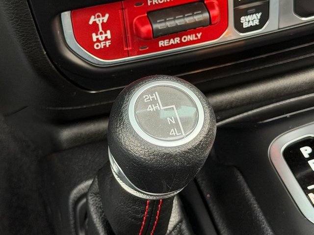 Used 2020 Jeep Gladiator Rubicon AWD/4WD image 24