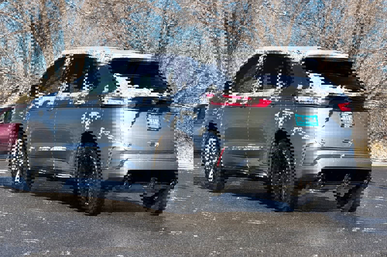 Certified 2021 Ford Edge ST-Line w/ Class II Trailer Tow Package image 6