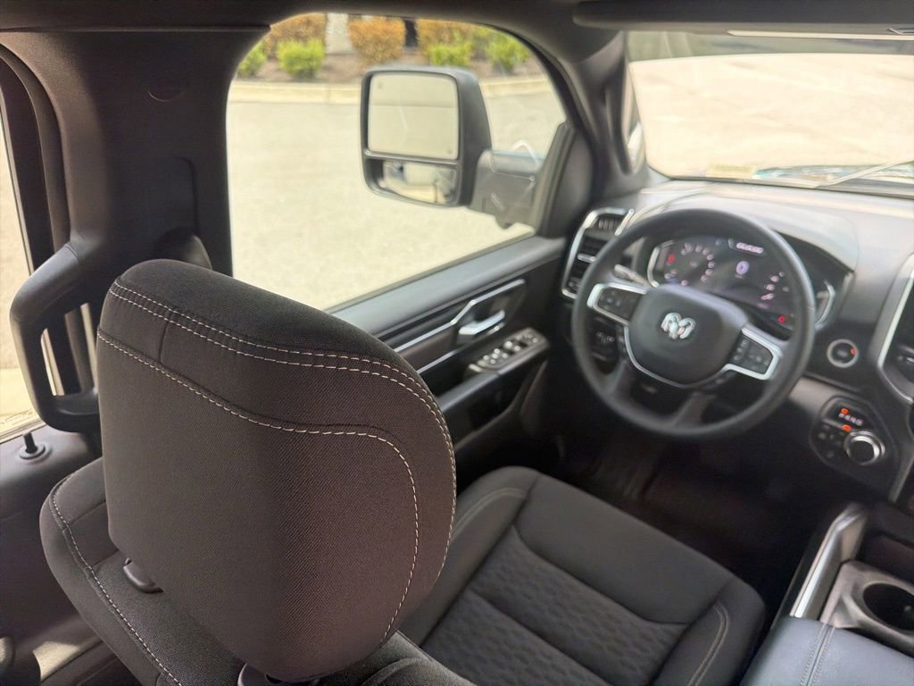 Used 2025 RAM 1500 Big Horn AWD/4WD image 14