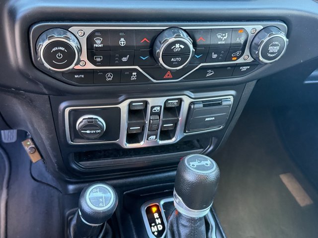 Used 2019 Jeep Wrangler Unlimited Sport AWD/4WD image 23