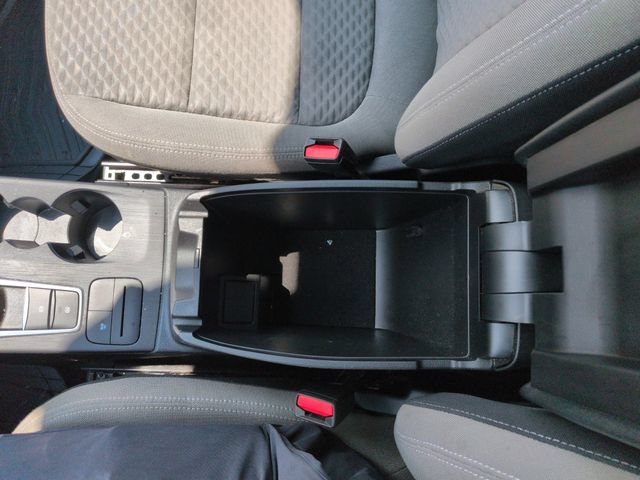Certified 2022 Ford Escape SE AWD/4WD image 45