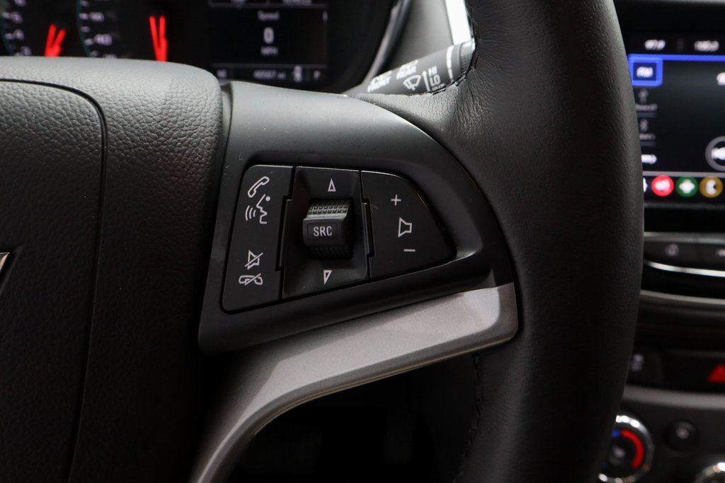 Used 2022 Chevrolet Trax LT w/ Premium Seat Package image 29