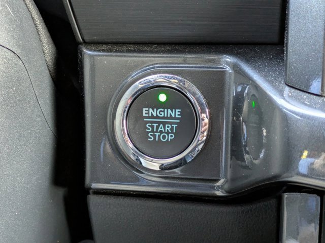 Certified 2022 Ford F150 XLT w/ Equipment Group 302A High image 29