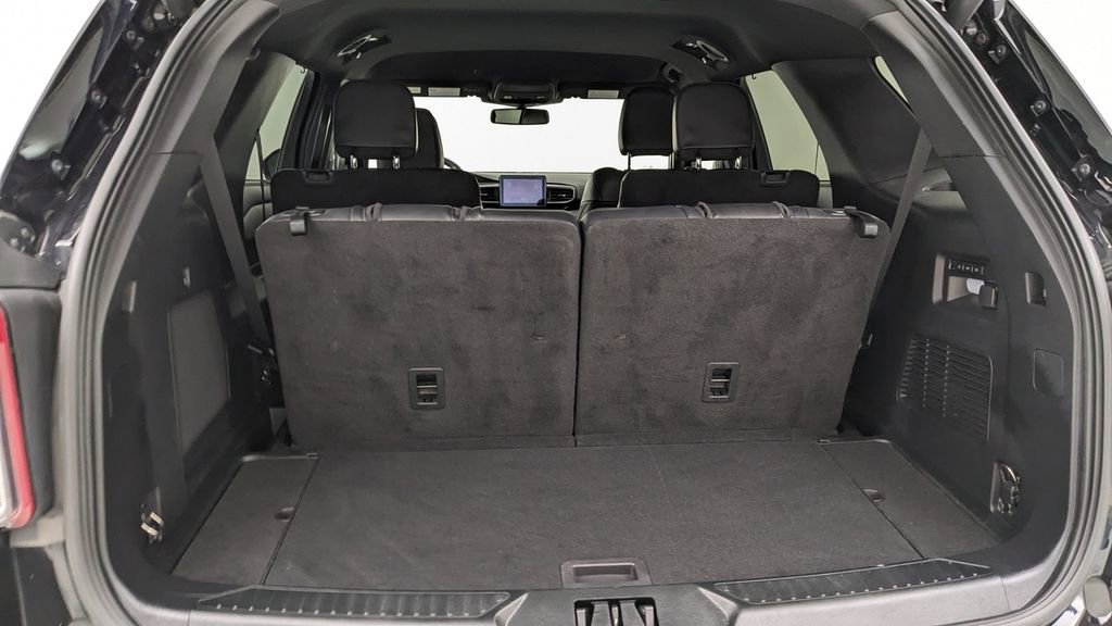 Certified 2022 Ford Explorer ST image 7