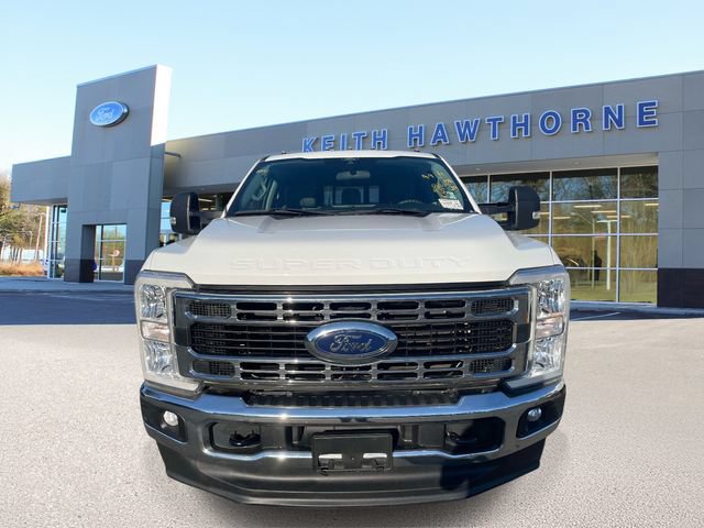 Certified 2024 Ford F350 XL w/ XL Chrome Package AWD/4WD image 2