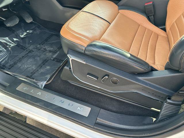 Certified 2023 Ford F150 Platinum w/ Equipment Group 701A High image 10