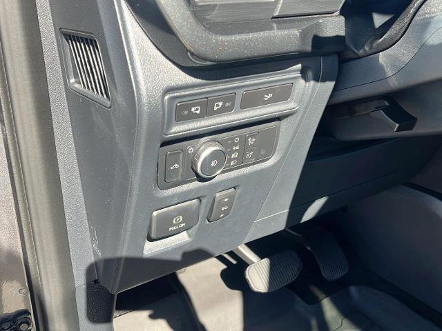 Certified 2022 Ford F150 XLT w/ Equipment Group 302A High image 18